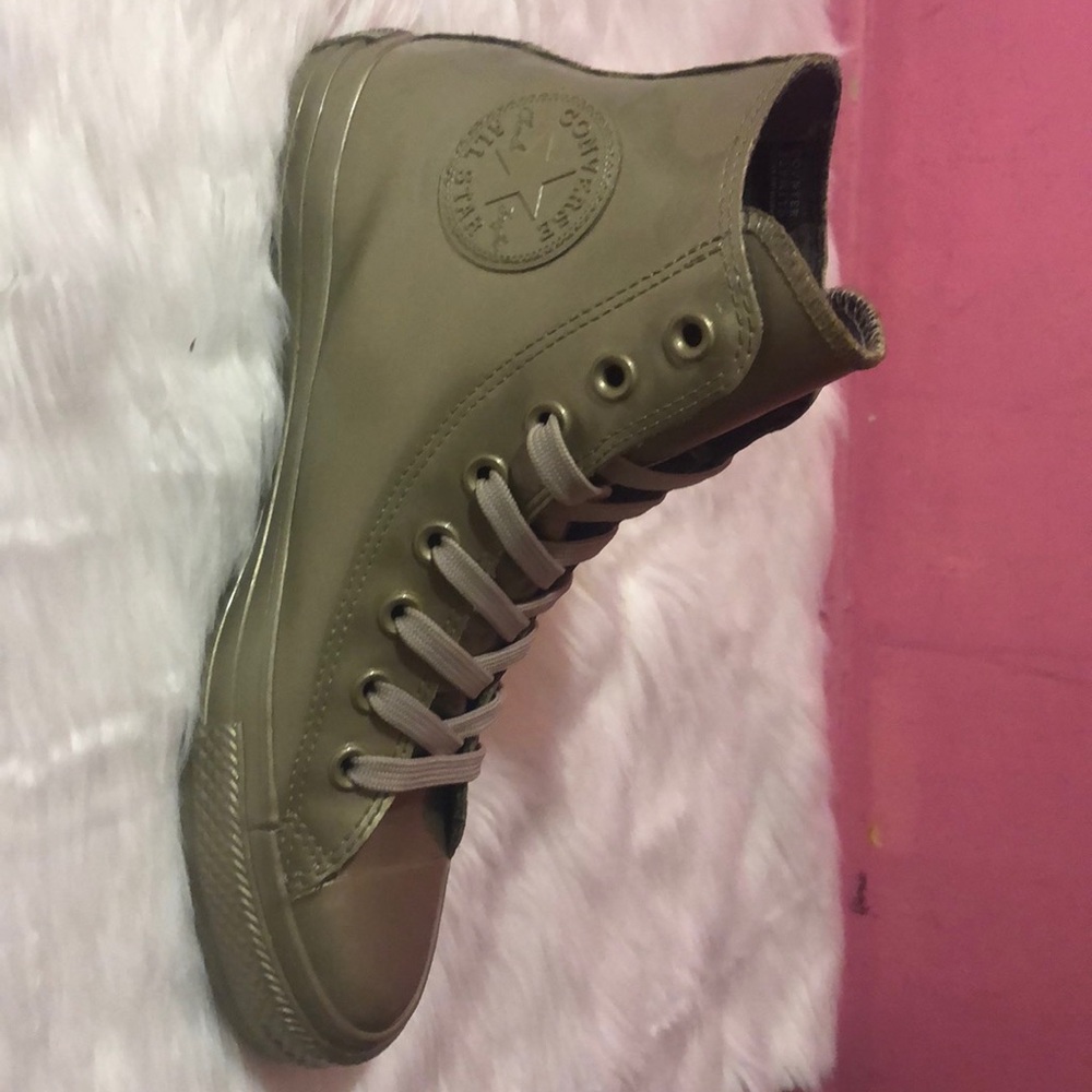 COPY - Rubber high gold converse